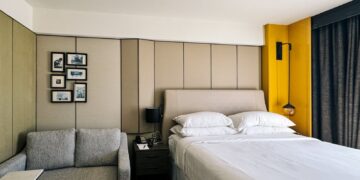 Review of the Sheraton Universal Hotel