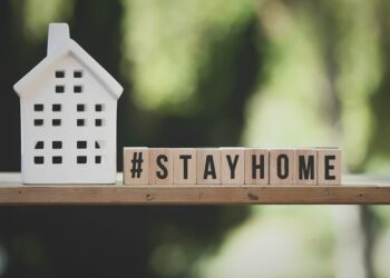 How to Stay Safe While Traveling in Unfamiliar Areas