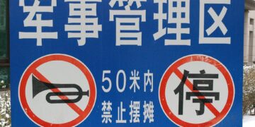 How to Avoid Travel Disruptions During Peak Seasons