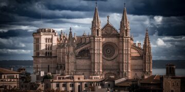 Best Travel Guides for Culinary Explorations