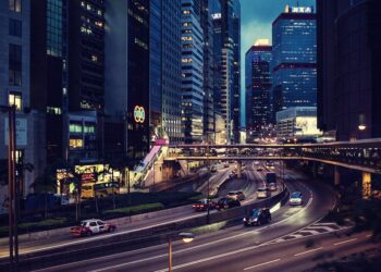 Best Travel Guides for Iconic Landmarks