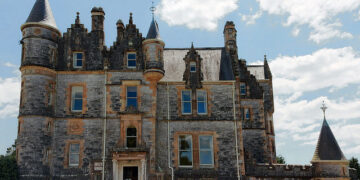 San Francisco – Cork, Ireland. 2 (Basic Economy) / 2 (Regular Economy). Roundtrip, including all Taxes – The Flight Deal