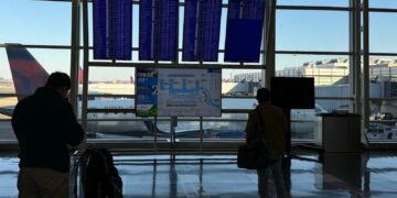 Another winter blast threatens air travel in Northeast, Deep South in coming days