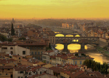 Boston – Florence, Italy. 4 (Basic Economy) / 4 (Regular Economy). Roundtrip, including all Taxes – The Flight Deal