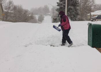 Winter storm fuels thousands of flight delays and cancellations
