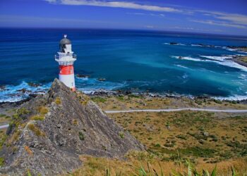 Ultimate Guides for Stunning Cliffside Locations