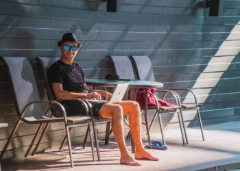 Remote Iceberg Viewing Adventures to Experience