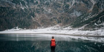 How to Travel Safely with Electronics