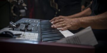 Best Practices for Staying Hydrated While Traveling