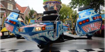 Thrilling Expeditions to Desert Oases