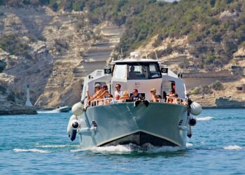 Comprehensive Travel Guides for National Trails