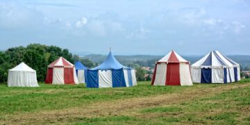 How to Stay Safe When Traveling Solo at Night