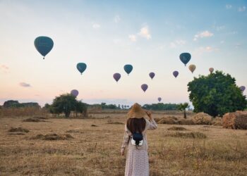 Comprehensive Travel Guides for Backpackers