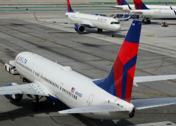 Delta SkyMiles: Complete guide to earning, redeeming and elite status