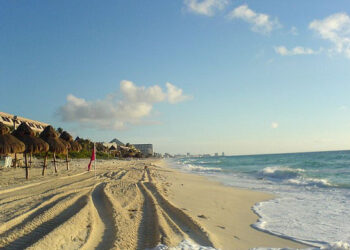 San Francisco – Cancun, Mexico. 4 (Basic Economy) / 4 (Regular Economy). Roundtrip, including all Taxes – The Flight Deal