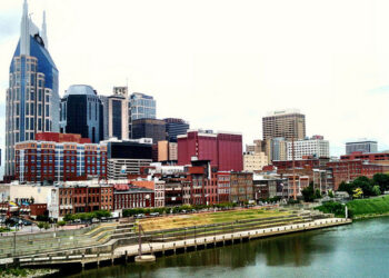 Los Angeles – Nashville, Tennessee (and vice versa). 3 (Basic Economy) / 5 (Regular Economy). Roundtrip, including all Taxes – The Flight Deal