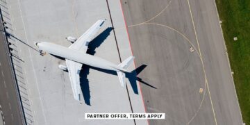 Delta Platinum vs. Delta Reserve: Credit card showdown