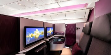 Find Qatar Airways Qsuites award availability in seconds using this platform
