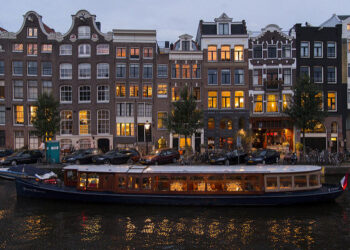 Phoenix – Amsterdam, Netherlands. 4 (Basic Economy) / 4 (Regular Economy). Roundtrip, including all Taxes – The Flight Deal