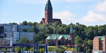 Seattle – Gothenburg, Sweden. 6 (Basic Economy) / 6 (Regular Economy). Roundtrip, including all Taxes – The Flight Deal