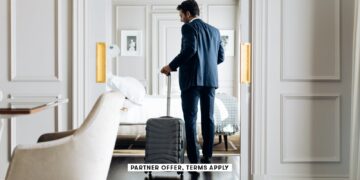 Comparing the Marriott Bonvoy Bold and Hilton Honors Amex