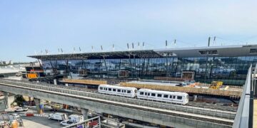 AirTrain fares to JFK airport reduced by 50% to ease summer traffic crunch