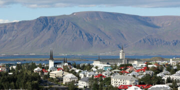 Seattle – Reykjavik, Iceland. 2 (Basic Economy) / 2 (Regular Economy). Roundtrip, including all Taxes – The Flight Deal