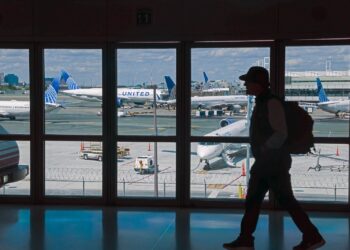 Newark flight operations are improving, and United is now touting cheap flights