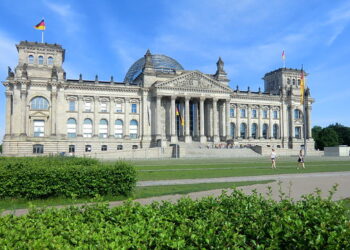 San Francisco – Berlin, Germany. 8 (Basic Economy) / 8 (Regular Economy). Roundtrip, including all Taxes – The Flight Deal