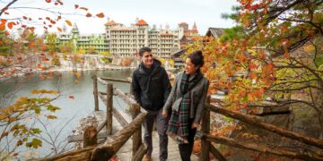 The coolest hotels for leaf peeping, from Central Park to the Rocky Mountains