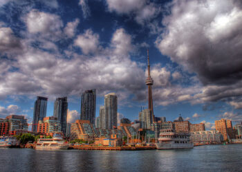 Los Angeles – Toronto, Canada. 9 (Basic Economy) / 7 (Regular Economy). Roundtrip, including all Taxes – The Flight Deal