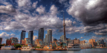 Los Angeles – Toronto, Canada. 9 (Basic Economy) / 7 (Regular Economy). Roundtrip, including all Taxes – The Flight Deal