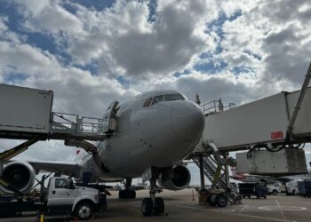 American Airlines eyes AI to help with filing airfare