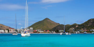 San Francisco – St. Maarten. 5 (Basic Economy) / 5 (Regular Economy). Roundtrip, including all Taxes – The Flight Deal