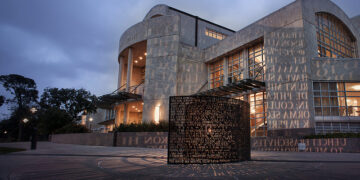 Los Angeles – Houston (and vice versa). 1 (Basic Economy) / 1 (Regular Economy). Roundtrip, including all Taxes – The Flight Deal