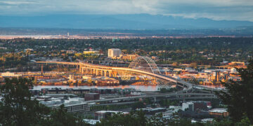 Miami – Portland, Oregon (and vice versa). 7 (Basic Economy) / 7 (Regular Economy). Roundtrip, including all Taxes – The Flight Deal