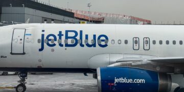 JetBlue will end its redemption partnership with JAL in March